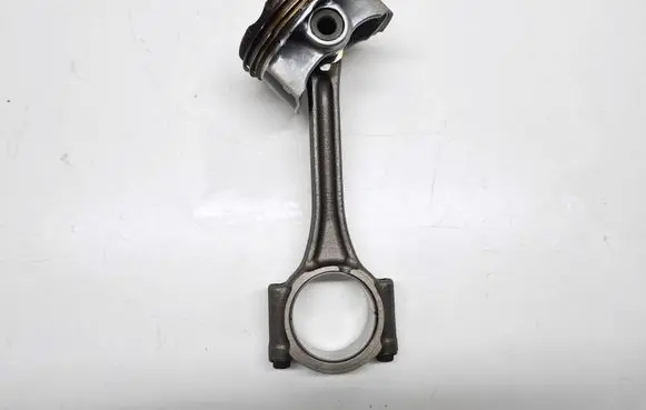 Opel Corsa F Piston with connecting rod 9670284880
