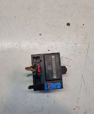 Audi A6 S6 C6 4F Door control unit/module 4F0959793F 4F0910793F 0033TFK0001