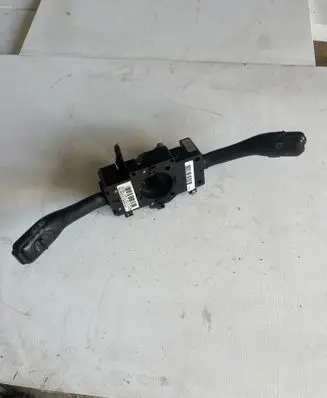 Audi A6 Allroad C5 Wiper turn signal indicator stalk/switch 8L0953513J