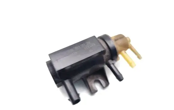 Mercedes-Benz E W212 Vacuum valve A0091533128 70078208