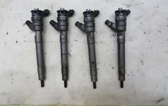 Renault Scenic III - Grand scenic III Fuel injectors set H8201055367
