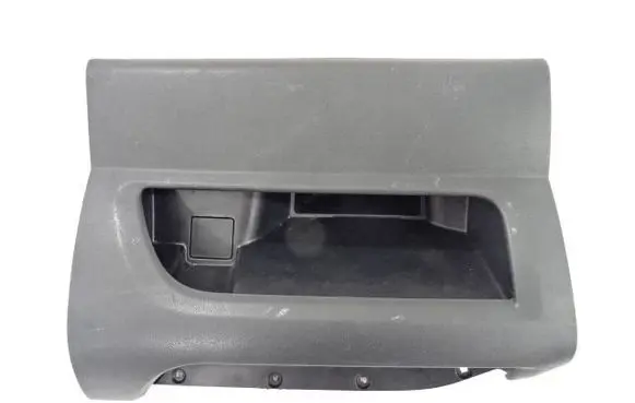 Glove box