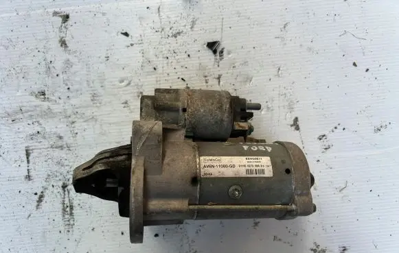 Ford Focus Starter motor AV6N11000GD