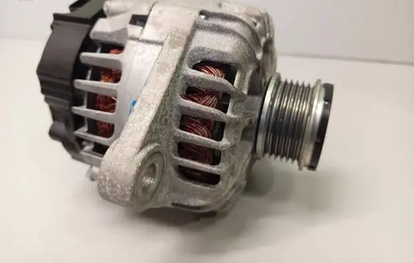 Opel Insignia A Generator/alternator STX101701