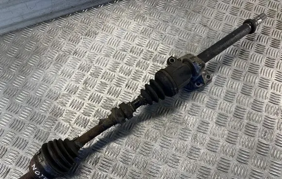 Nissan Note (E11) Front driveshaft
