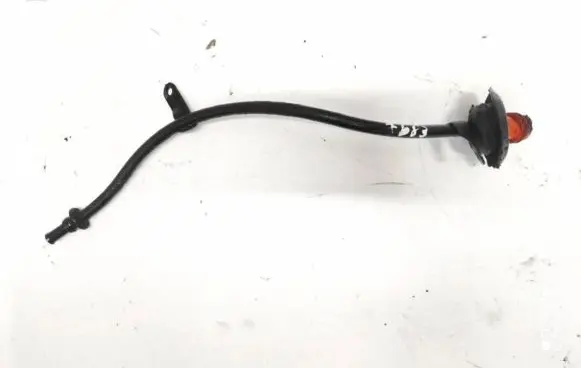 Volkswagen PASSAT B6 Oil level dip stick 