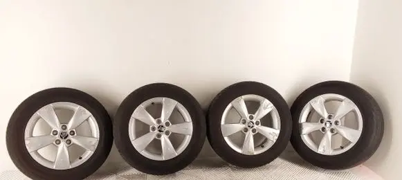 Skoda Rapid (NH) R15 alloy rim 5JA601025