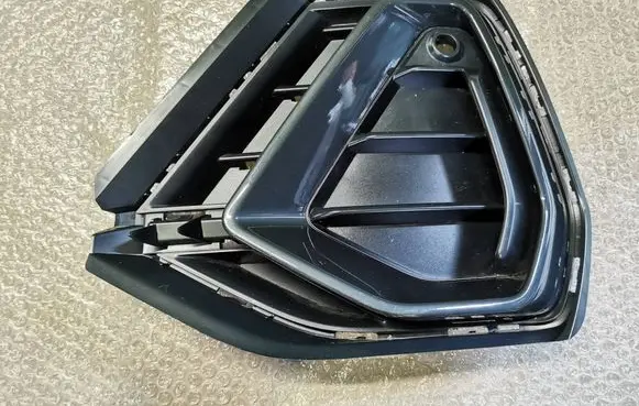 Audi Q3 F3 Front bumper lower grill 83A807681D