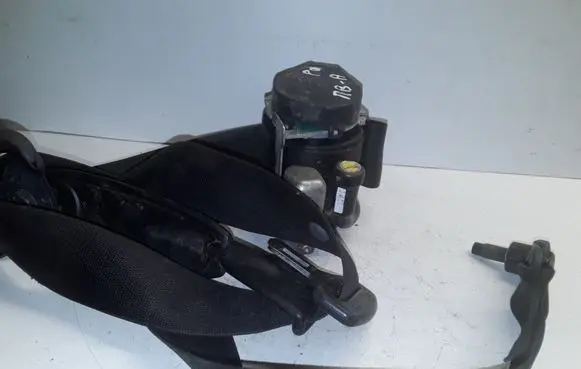 Mercedes-Benz A W169 Front seatbelt 1698604485
