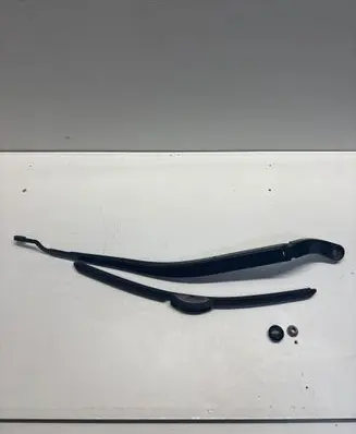 Chrysler Pacifica Front wiper blade arm