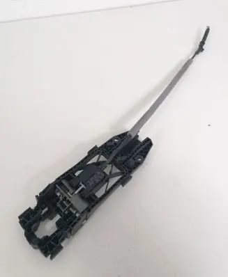 Rear door exterior handle/bracket