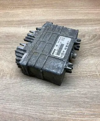 Volkswagen Golf III Engine control unit/module ECU 032906026D 0261203314