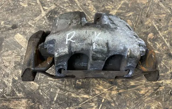 Mercedes-Benz R W251 Front brake caliper