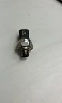Volkswagen T-Roc Oil pressure sensor 05E906277A 9656