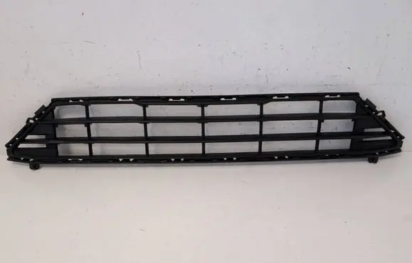 Volvo XC60 Front bumper lower grill 32296070