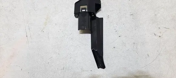 Seat Leon (5F) Headlight washer nozzle holder 5F0807595B