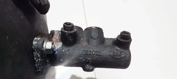 Renault Scenic I Master brake cylinder 311912