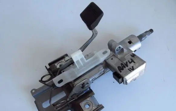 Toyota RAV 4 (XA40) Steering wheel axle