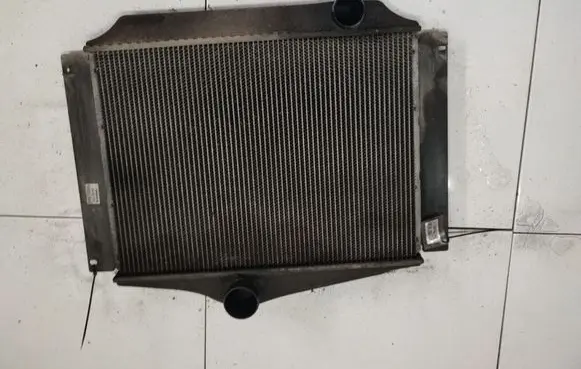 Volvo S70 V70 V70 XC Intercooler radiator 9492730