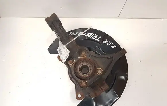 Front wheel hub