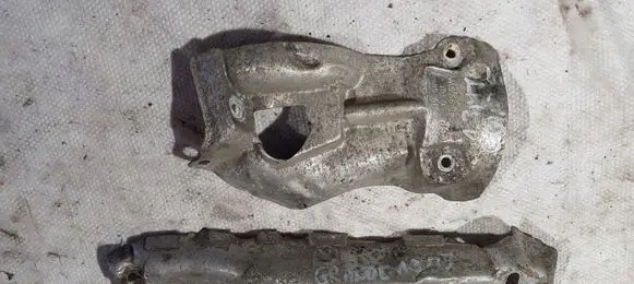 Fiat Grande Punto Heat shield in engine bay 