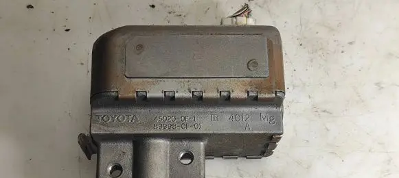Toyota Corolla Verso AR10 Steering wheel lock 450200F1 899980F01