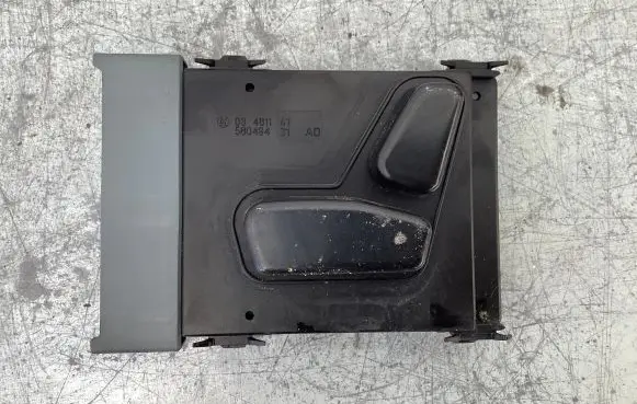 Chrysler 300 - 300C Seat control switch 1488243