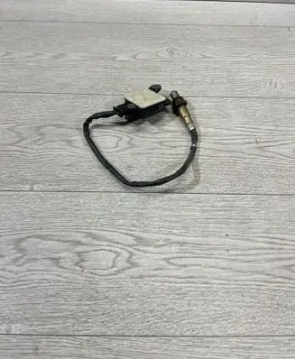 BMW 4 F32 F33 Lambda probe sensor 8582023 0281007680
