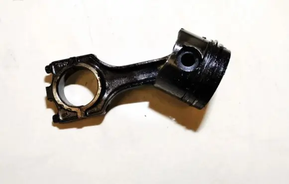 Opel Omega B1 Piston with connecting rod 989P