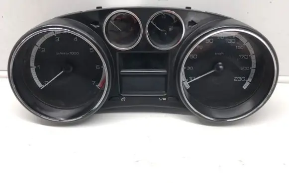 Peugeot 308 Speedometer (instrument cluster) 9666642080