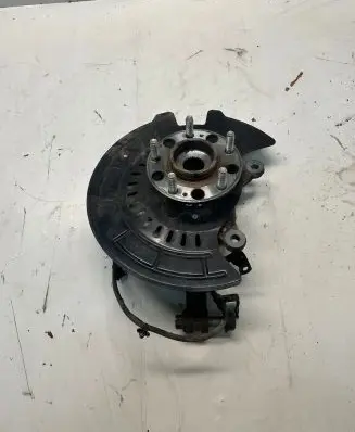 KIA Sorento Front wheel hub 0108