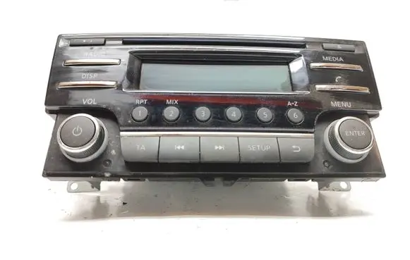 Nissan Pulsar Radio/CD/DVD/GPS head unit 281853ZL1A 30JAE8C0202