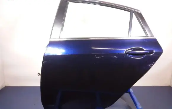 Mazda 6 Rear door