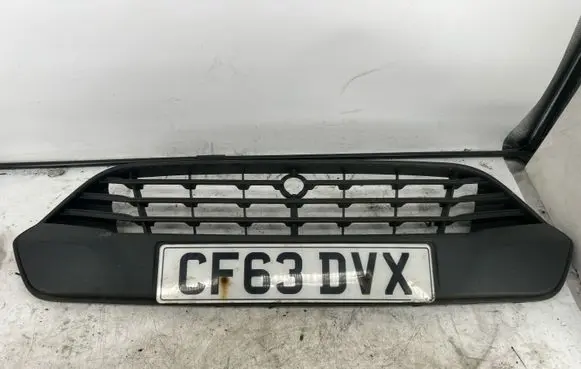 Ford Transit Custom Front bumper lower grill BK2117B968ABW