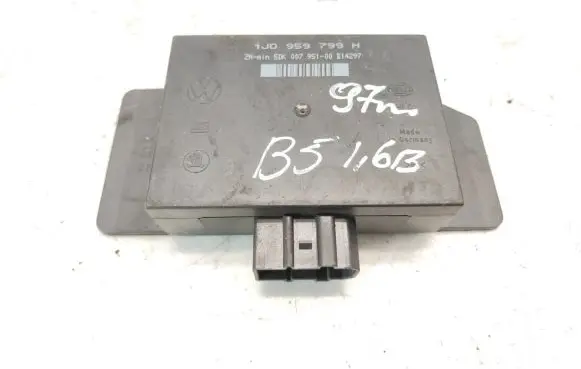 Volkswagen Golf IV Comfort/convenience module 1J0959799H 5DK00795100