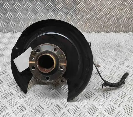 Volvo XC40 Rear wheel hub 32217484 32246249