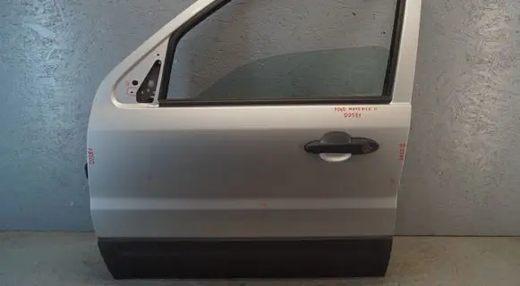 Ford Maverick Front door