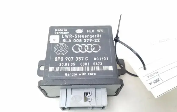 Audi A6 S6 C6 4F Light module LCM 8P0907357C