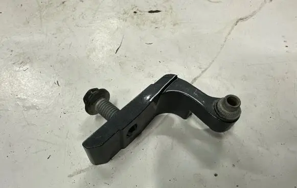 BMW 2 F45 Rear door upper hinge 7264063