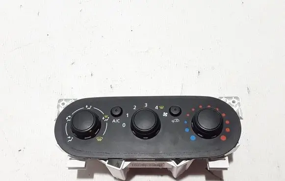 Renault Trafic III (X82) Air conditioner control unit module 275102706R