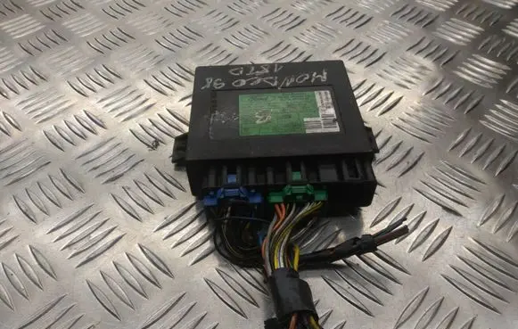 Ford Focus Comfort/convenience module 98AG15K600FB