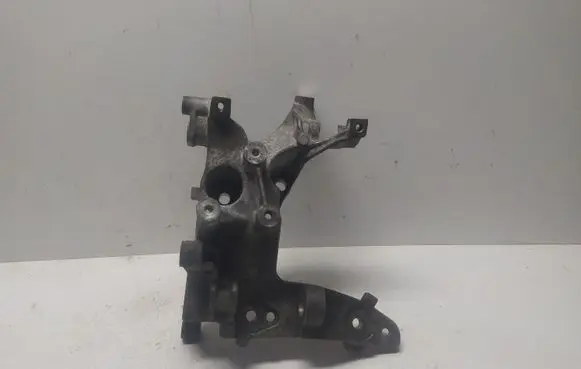 Citroen C4 II Picasso Generator/alternator bracket 9684613880