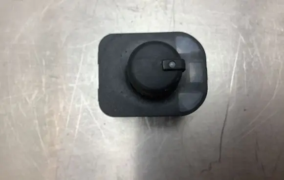 Audi A3 S3 8P Wing mirror switch 8E0959565