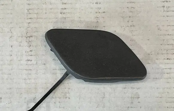 Mercedes-Benz ML W164 Front tow hook cap/cover A1648853423