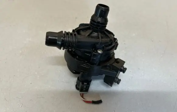 BMW iX3 G08 Electric auxiliary coolant/water pump 9874310