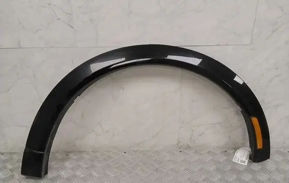 Ford Mach-E I Rear arch trim 401303805700