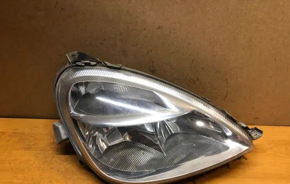 Mercedes-Benz A W168 Headlight/headlamp A1688201861