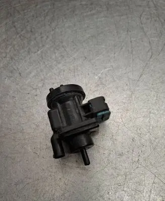 Mercedes-Benz E W211 Turbo solenoid valve 0005450427