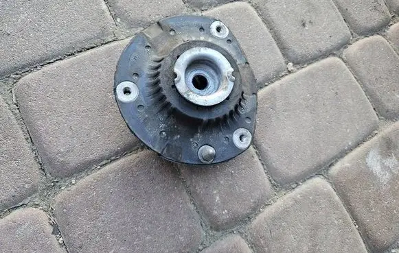 Opel Astra K Front upper strut mount 39185990-