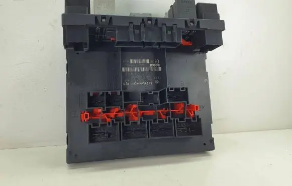 Volkswagen Touran I Comfort/convenience module 1K0937049F F005V00215 H26S0302